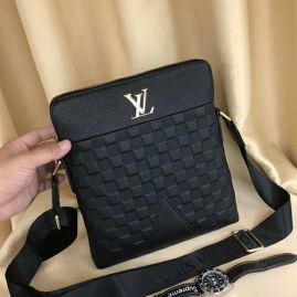 Picture of LV Mens Bags _SKUfw97613662fw